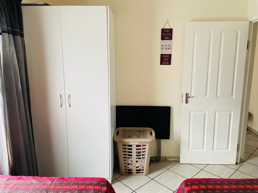 4 Bedroom Property for Sale in Kidds Beach Eastern Cape